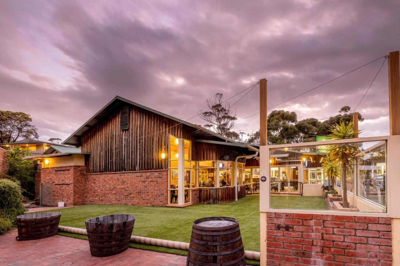 Big4 Iluka On Freycinet Hotel Coles Bay Exterior photo